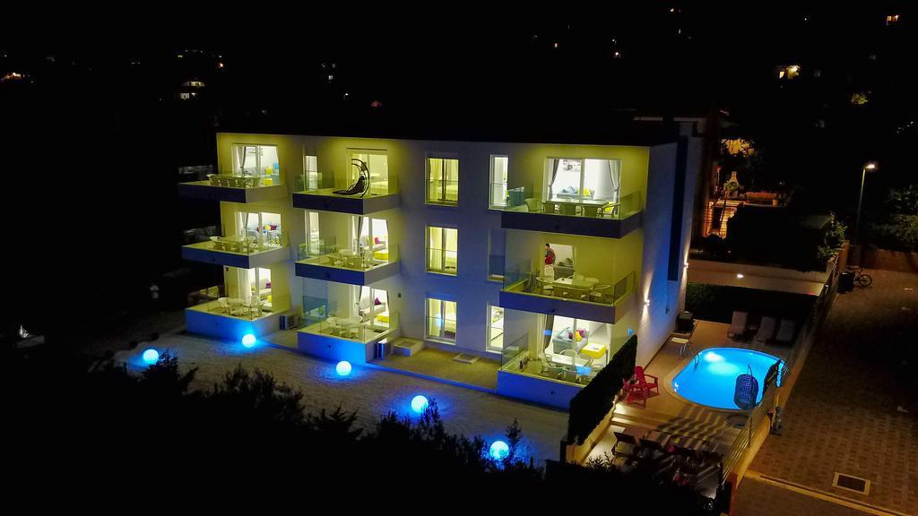 Apartments Soho Trogir Bagian luar foto